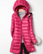 CT|Lange Leichte Daunenjacke mit Kapuze für Damen