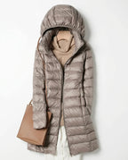 CT|Lange Leichte Daunenjacke mit Kapuze für Damen
