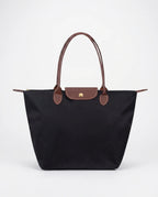 CT|Elegante Schultertasche mit Studd-Verschluss