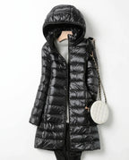 CT|Lange Leichte Daunenjacke mit Kapuze für Damen
