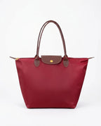 CT|Elegante Schultertasche mit Studd-Verschluss