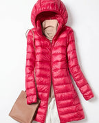 CT|Lange Leichte Daunenjacke mit Kapuze für Damen