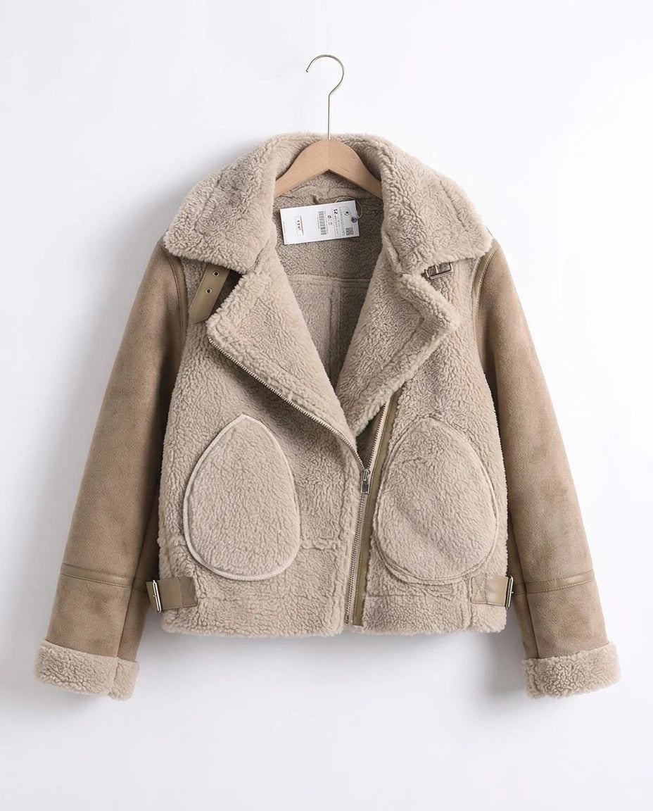 CT|Damen Taillierte Wildlederjacke mit Warmer Fütterung
